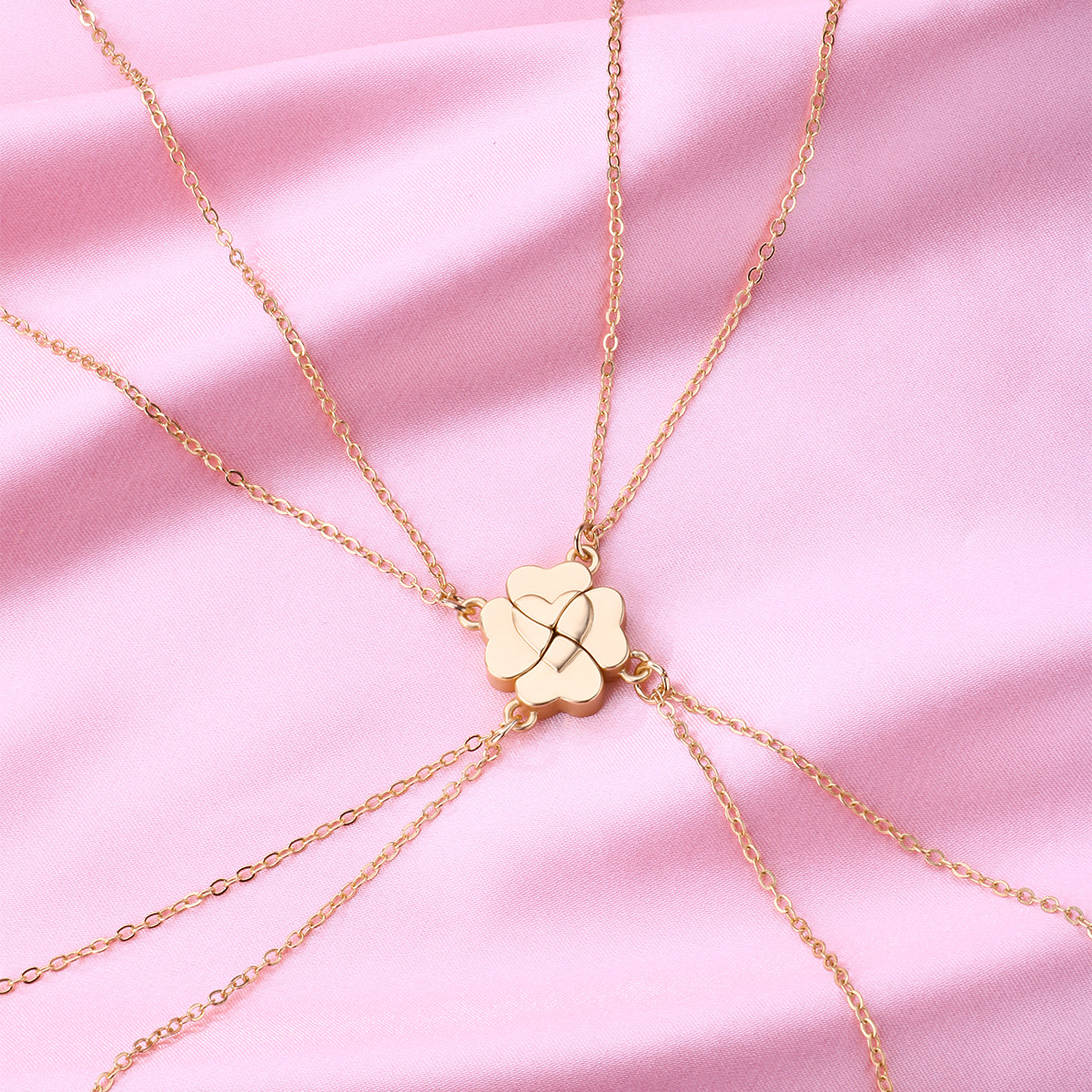Clover Magnetic Bestie Necklace - image 6