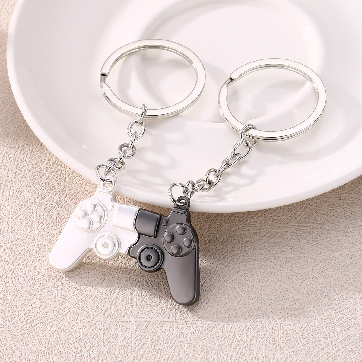 Magnetic Handle Keychain - image 8
